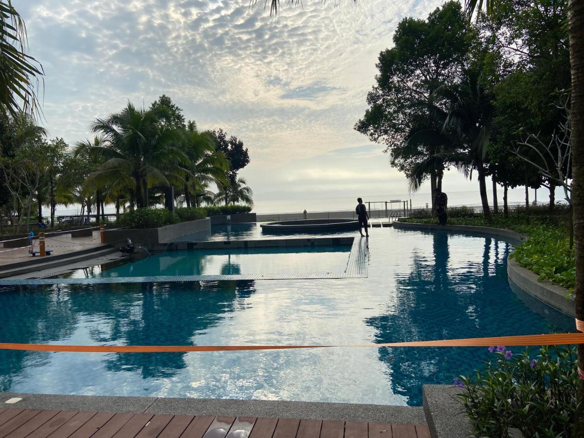 De Lavelle Suites @ Timur Bay Seafront Residence Kuantan Eksteriør billede