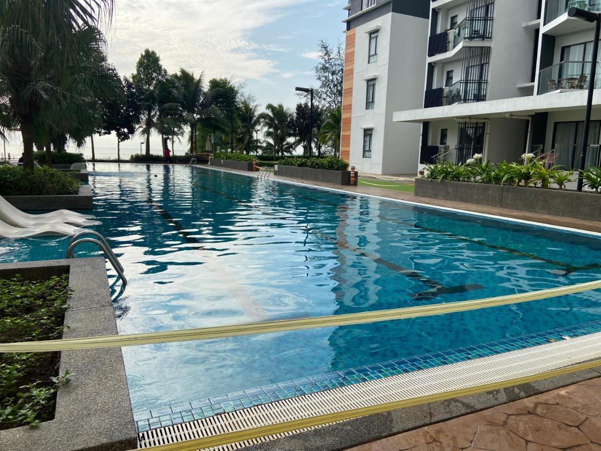 De Lavelle Suites @ Timur Bay Seafront Residence Kuantan Eksteriør billede